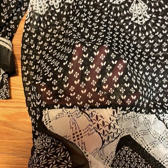 MATERNITY Semi Sheer Top, black and white, flowy, boho, Jessica Simpson, Medium - Picture 3 of 9